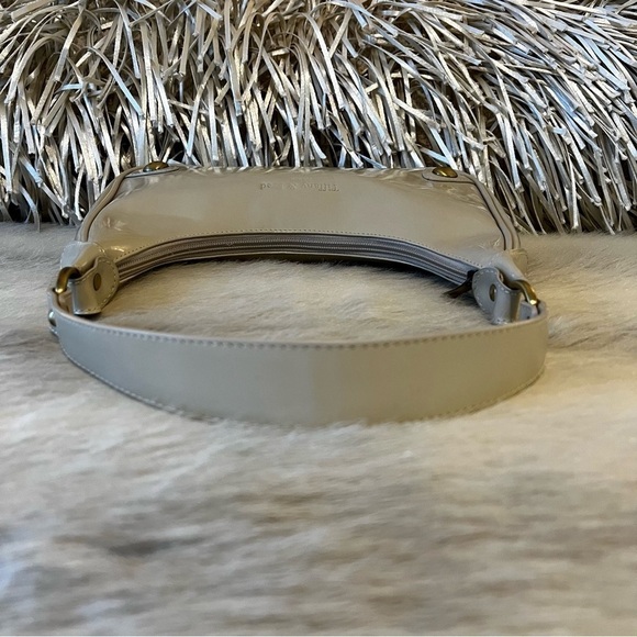 TIFFANY & FRED PARIS Cream Bone Patent Leather Structured Hobo Shoulder Hand Bag - Picture 8 of 9